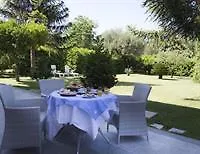 Vincenza Couette-café Vallo della Lucania